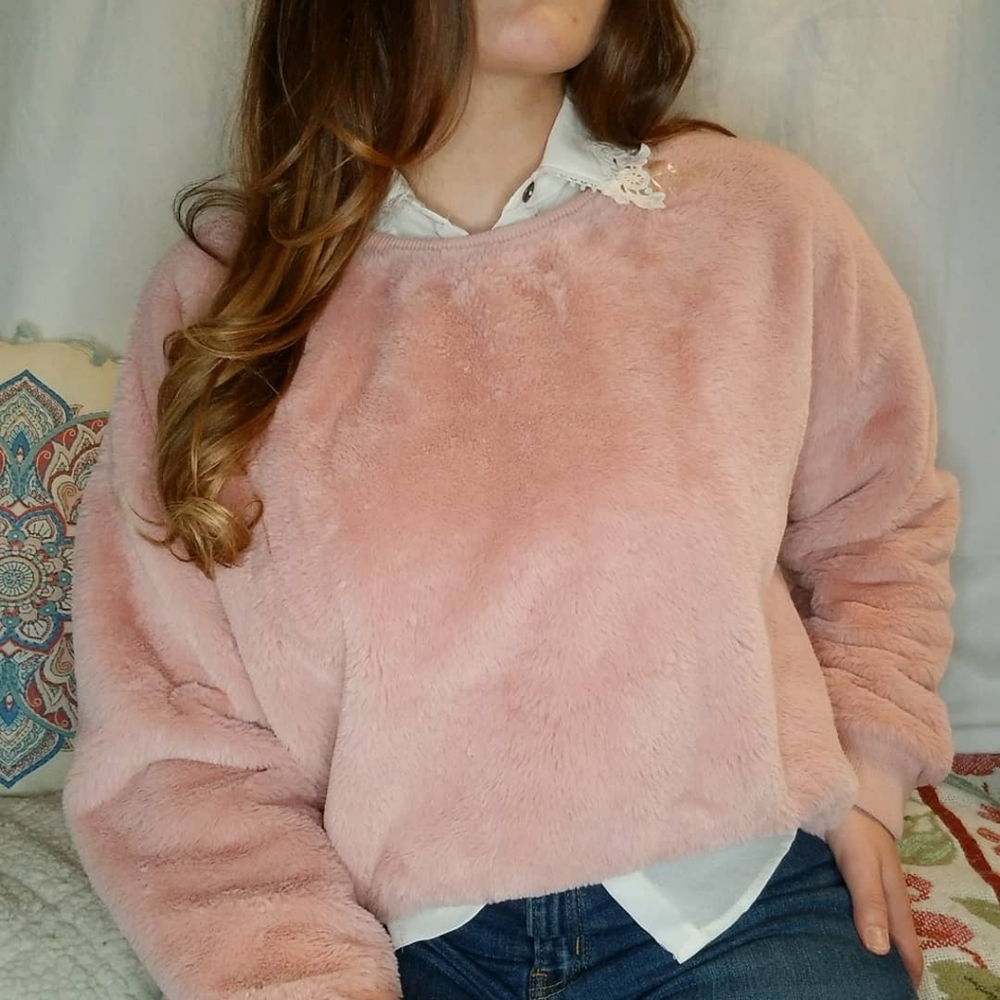 Pink rose faux fur fuzzy crewneck sweater M - Picture 1 of 6